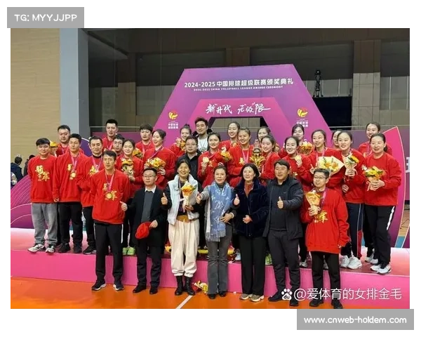 湖南青少年排球联赛推动校园体育发展，2000名观众冒寒观赛